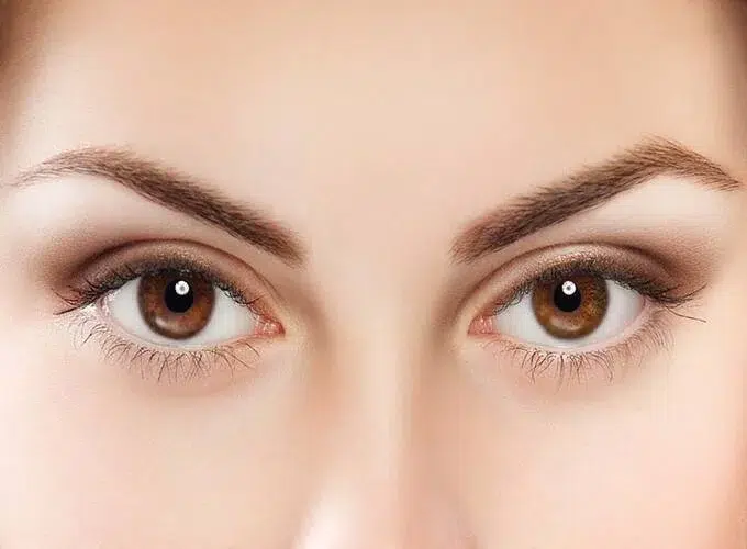 برای کلاژن‌سازی اطراف پلک بعد از عمل بلفاروپلاستی چه بخوریم؟